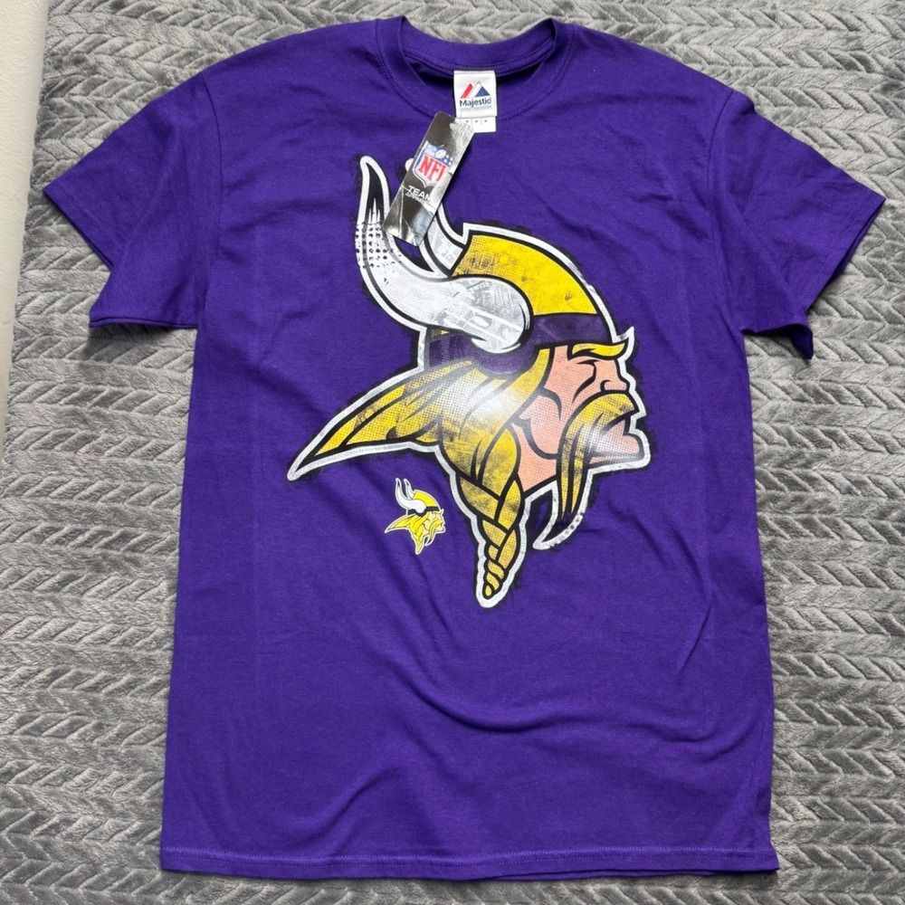 Majestic Minnesota Vikings NFL Purple Graphic T-Shirt Size Medium New NWT (1602)